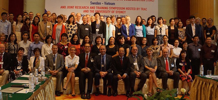 Seminar delegates in Hanoi at the launch of the TRAC programme. Photo: Linus Olson.
