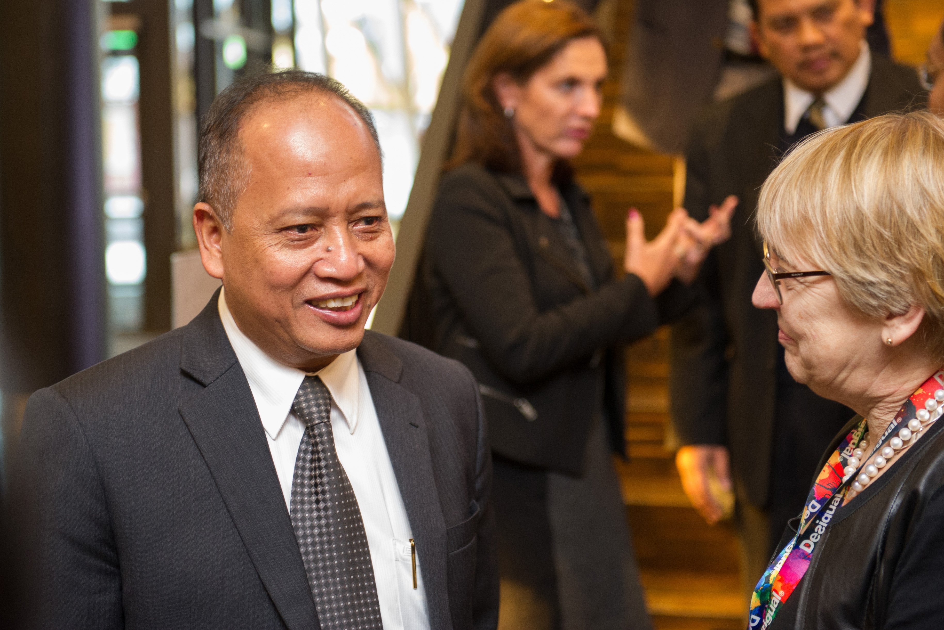 Muhammad Nasir, Indonesia's minister of research, technology and education and Maria Masucci, Deputy Vice-Chancellor for International Affairs at KI. Photo: Ulf Sirborn