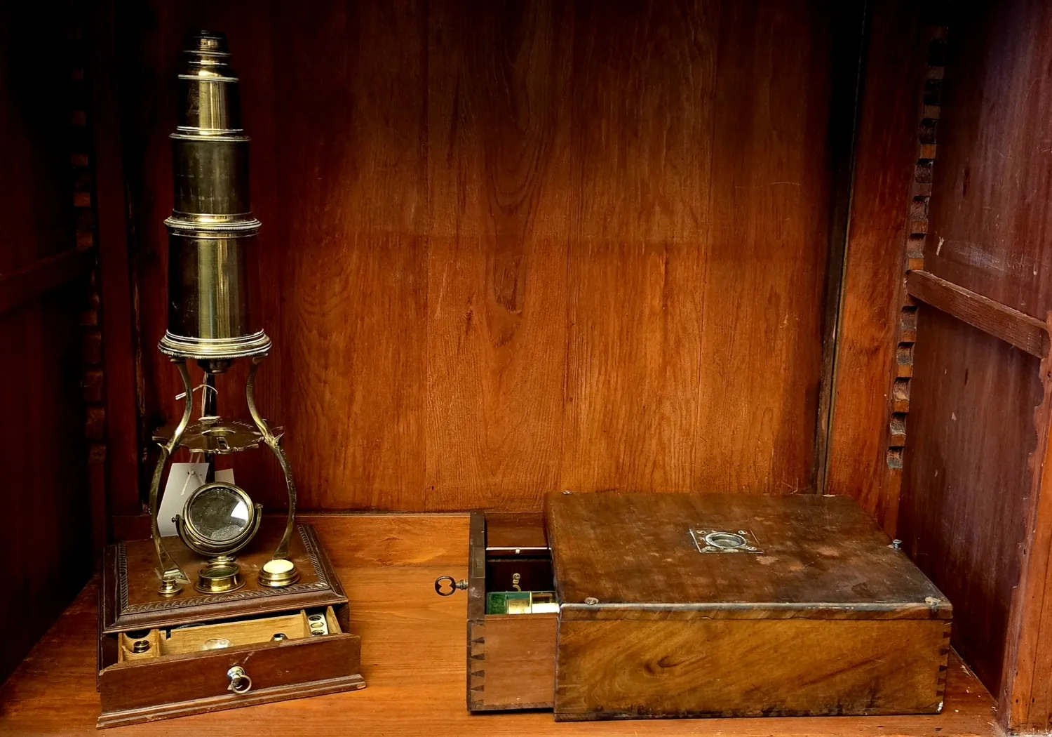 Late 1700s Compound Culpeper-Type Microscope.