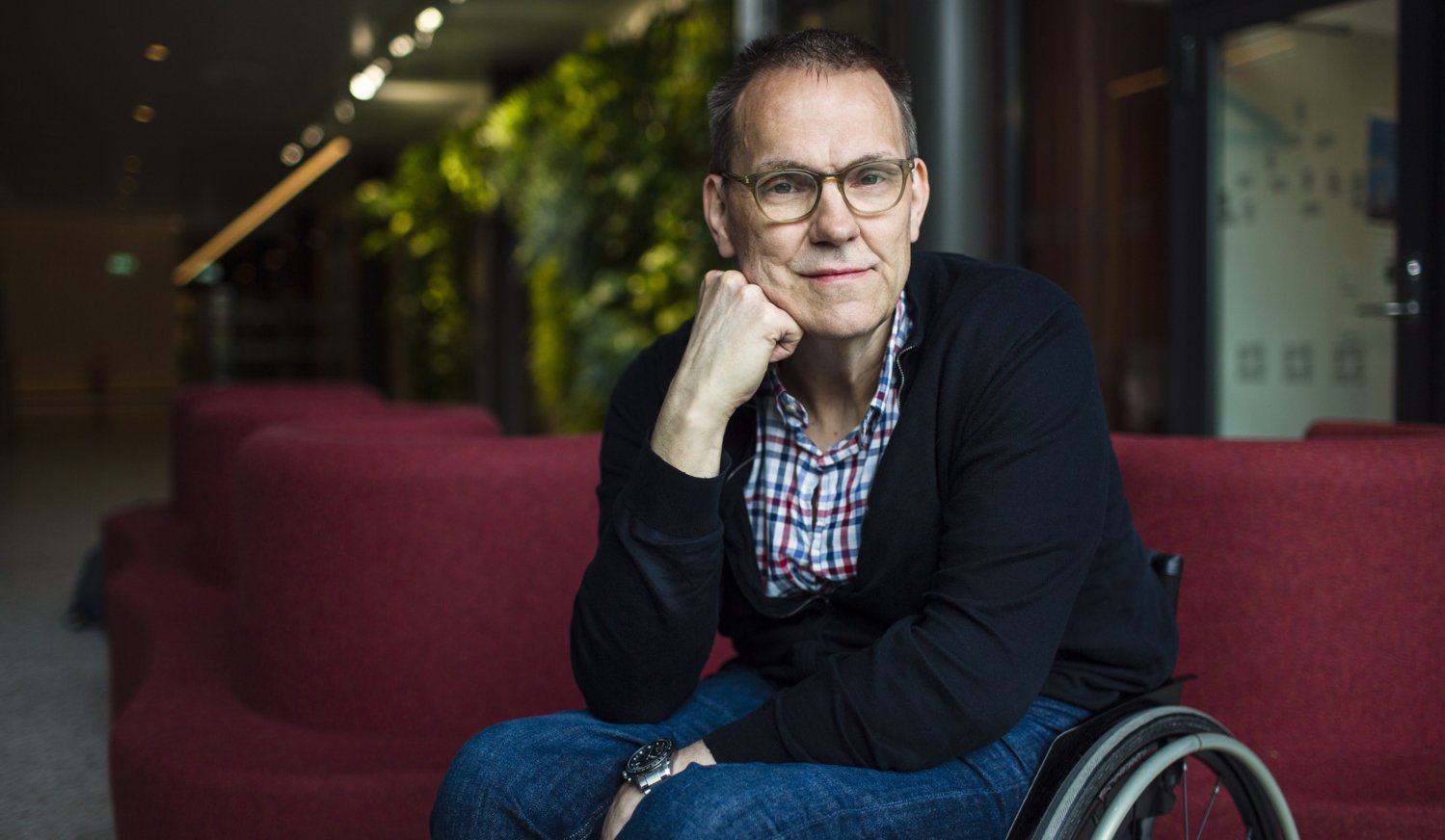 Portrait of professor Per Uhlén. Photo Martin Stenmark.