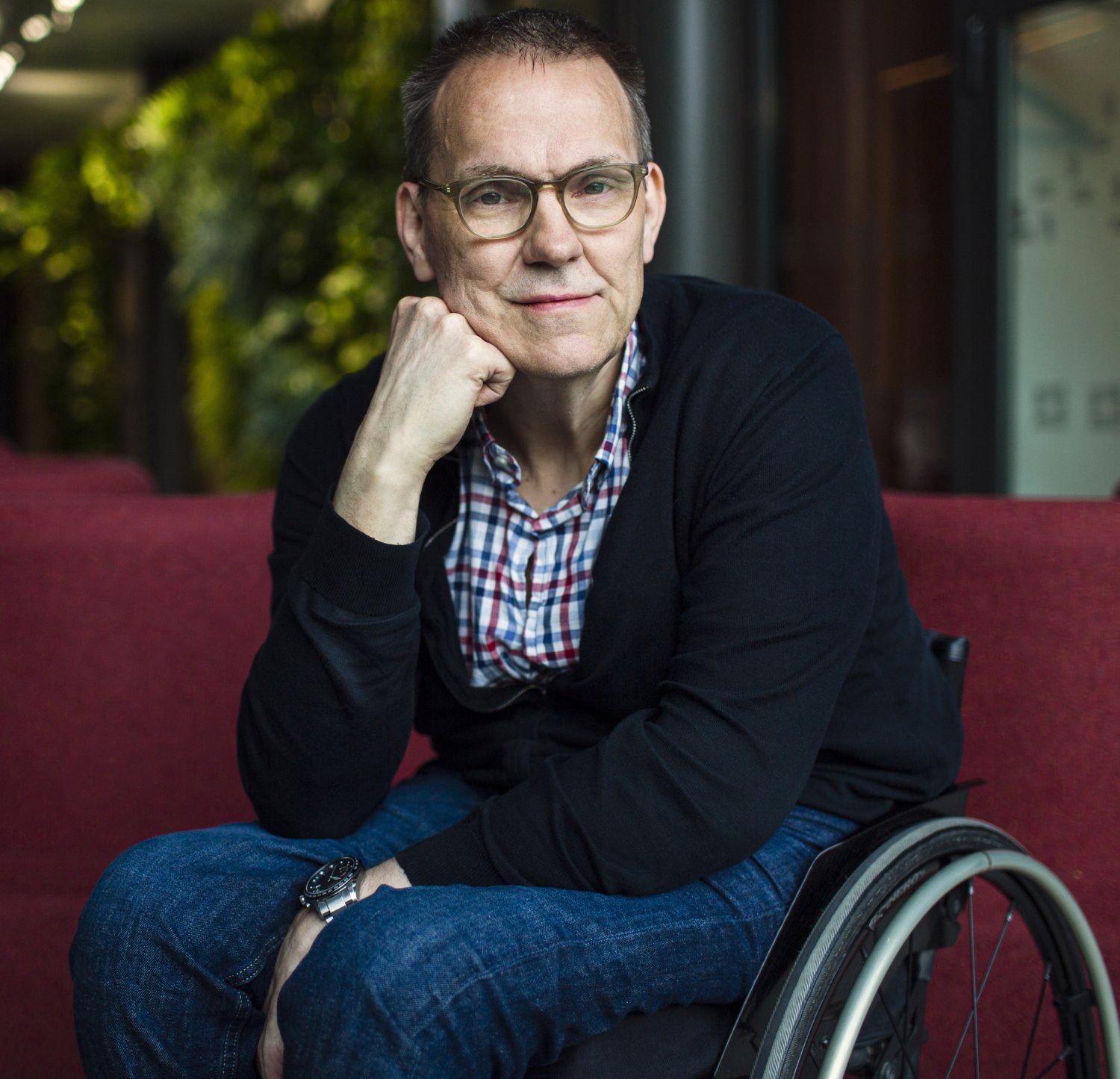 Portrait of professor Per Uhlén. Photo Martin Stenmark.