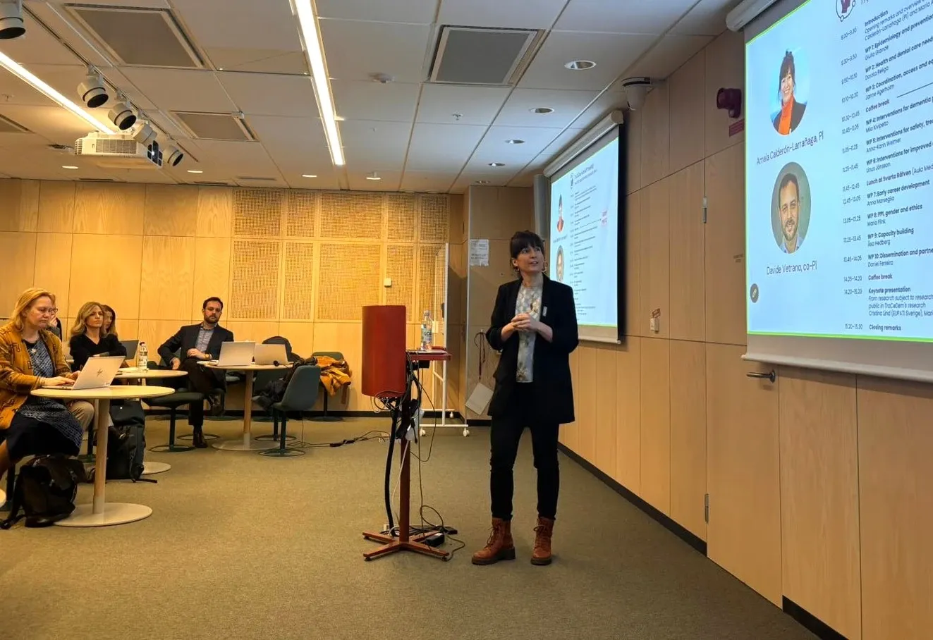 Amaia Calderón-Larrañaga presenting the overall vision, structure and strategic direction of TraCeDem.