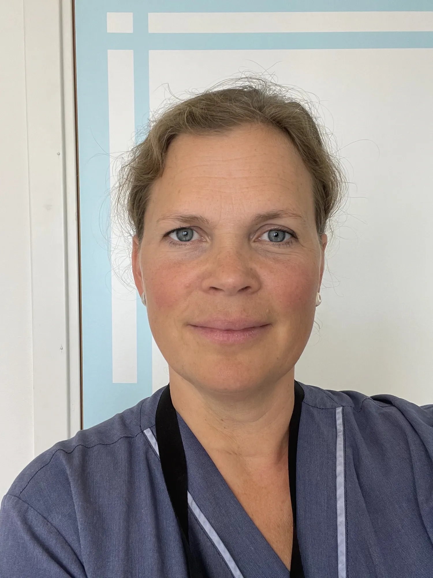 portrait photo of a woman