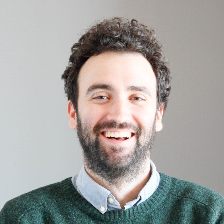 Portrait photo of researcher Enric Llorens-Bobadilla