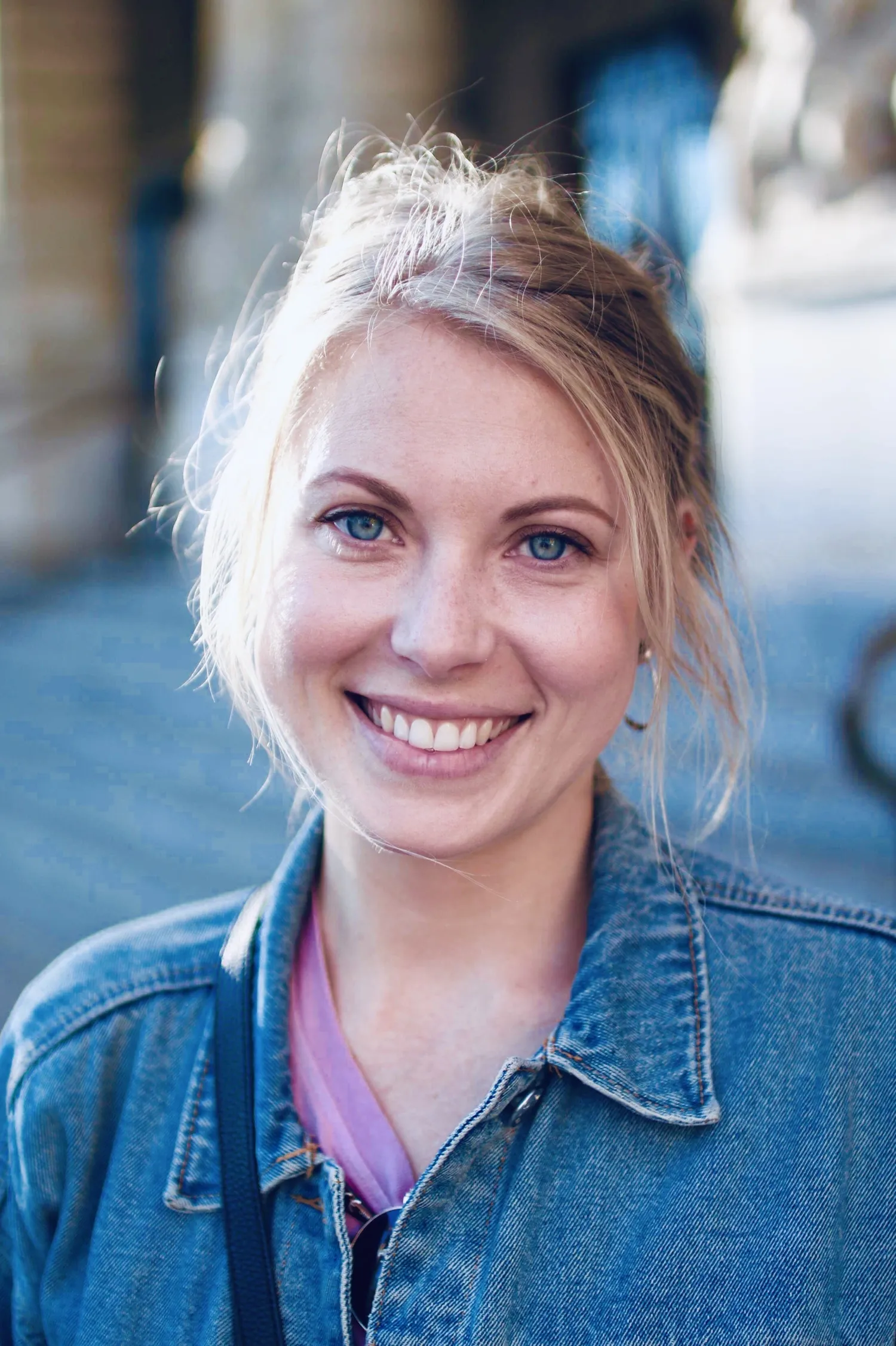 Portrait of Frida Larsson.