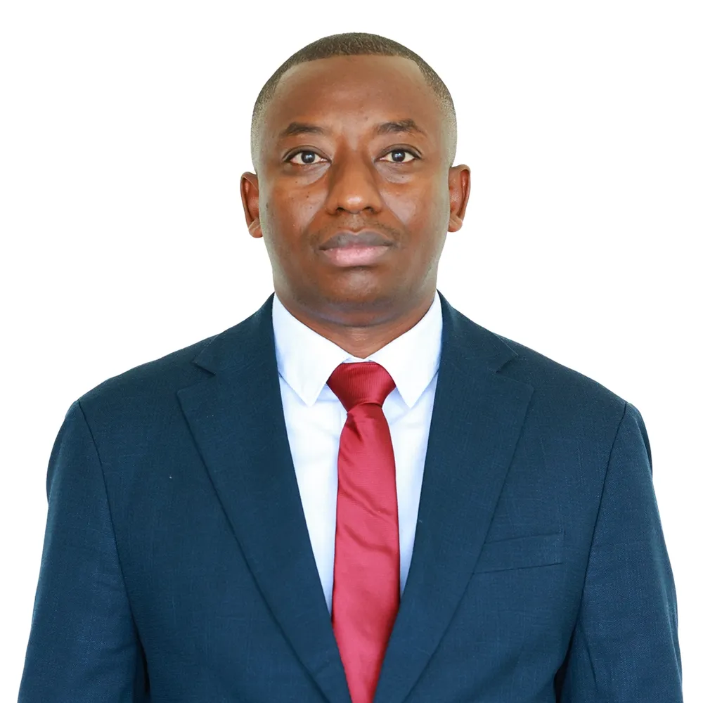 Portrait photo of Lazare Ntirenganya.