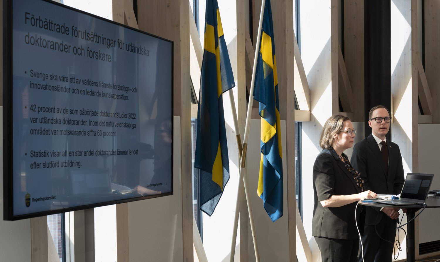 Press conference with ministers Maria Malmer Stenergard and Mats Persson.