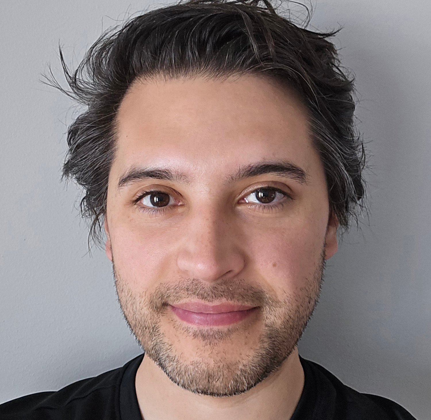 portrait image of Renzo Lanfranco