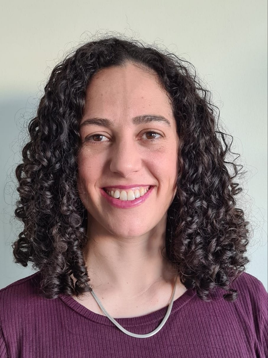 Portrait of the researcher Sara Garcia Ptacek.