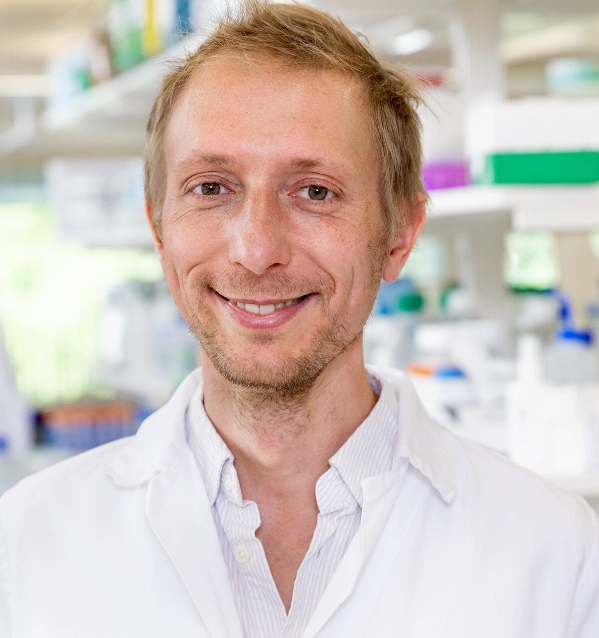 Portrait of Simon Elsässer.