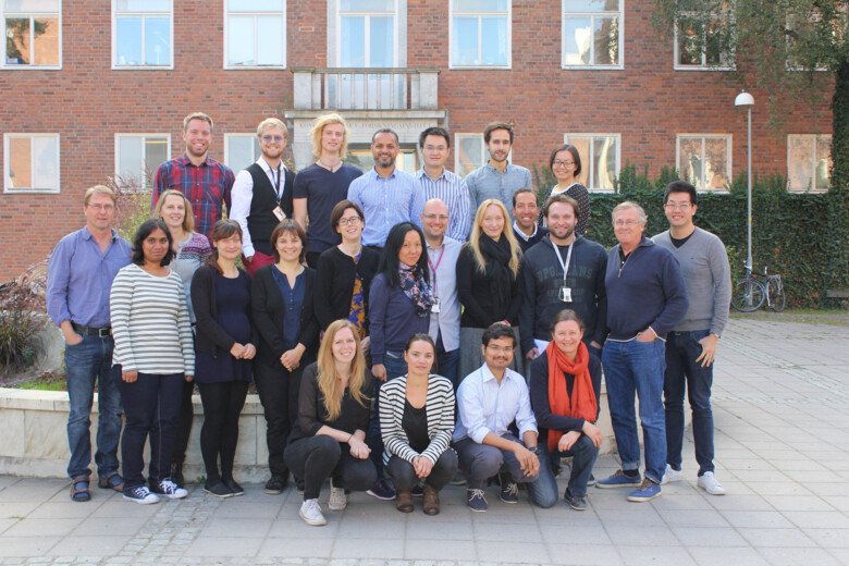 Picture of Birgitta Henriques- Normark group in front of a building