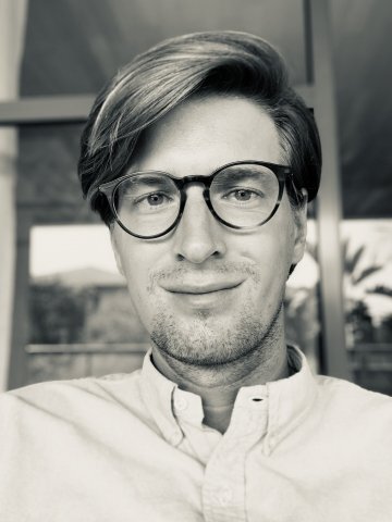 Blach and white headshot of Mattias Schedwin, PhD student at the department of global public health.