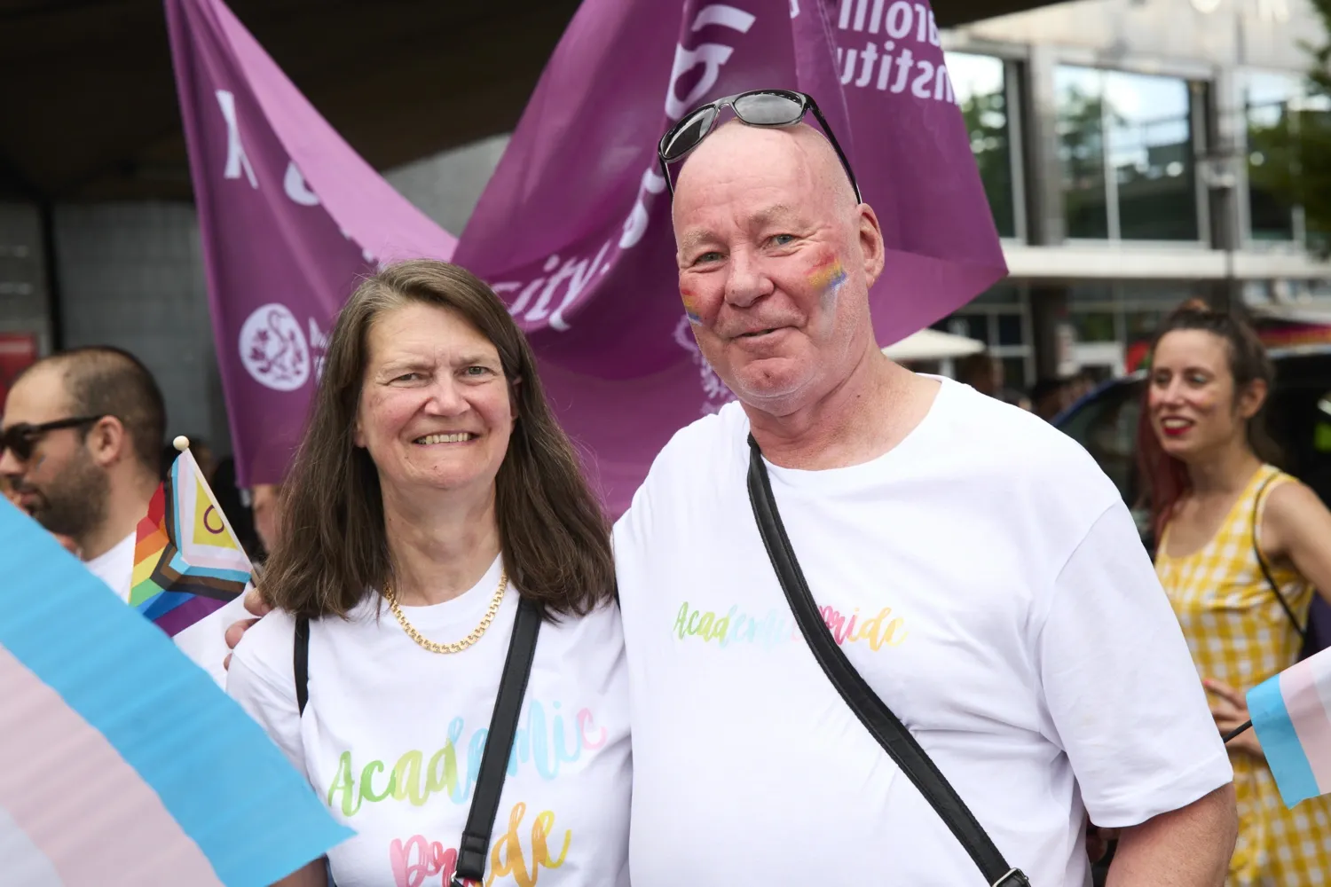 KI Academic vice president Ewa Ehrenborg alongside KTH President Anders Söderholm at the Pride parade.