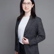 portrait image of Yuan Jiang.