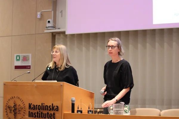 Carin Lennartsson and Erika Jonsson Laukka, the first speakers of the seminar.