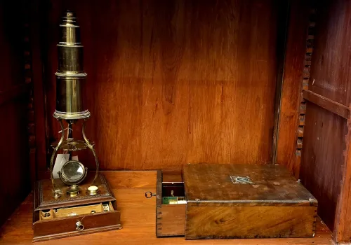 Late 1700s Compound Culpeper-Type Microscope.