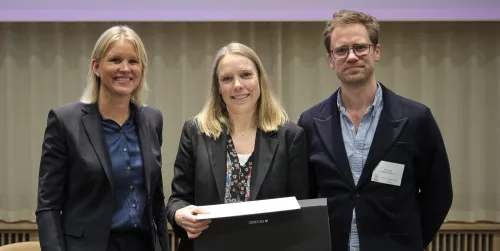 Sara Hägg flanked by Ulrika Lundblad and Erik Thelin