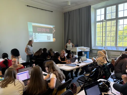 A pedagogic escape room for biomedicine