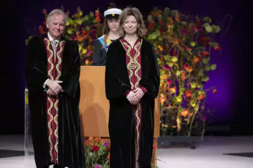 Annika Östman Wernerson and Ole Petter Ottersen during the installation ceremony.