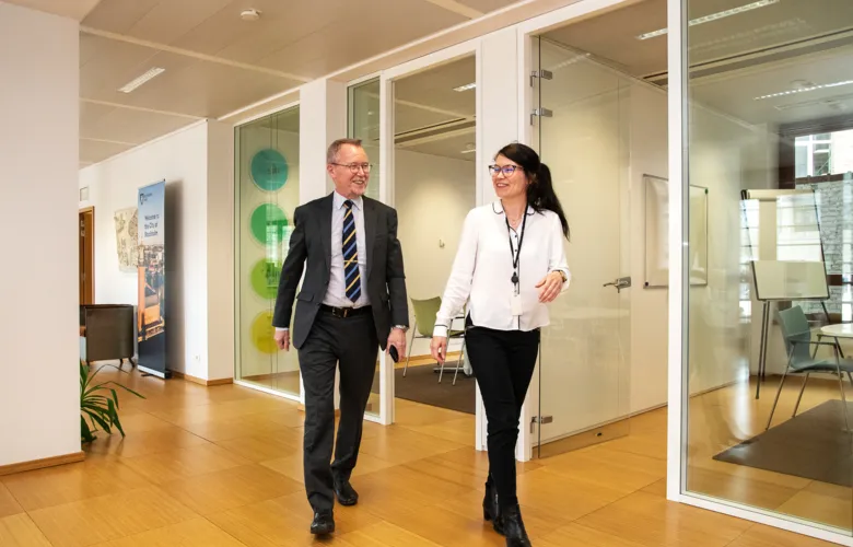 Dan Andrée and Sanna Sjöblom in the Brussels office of Stockholm Trio.